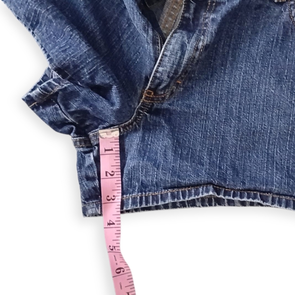JORDACHE  AUTHENTIC JEANSWEAR WOMEN'S BLUE DENIM  SHORTS. SIZE 15/16 - Picture 16 of 16